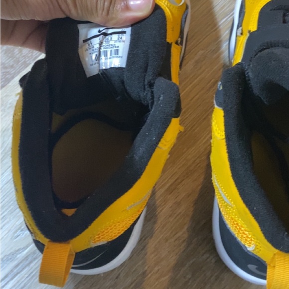 Nike Air Max Speed Turf GS University Gold - Picture 5 of 5